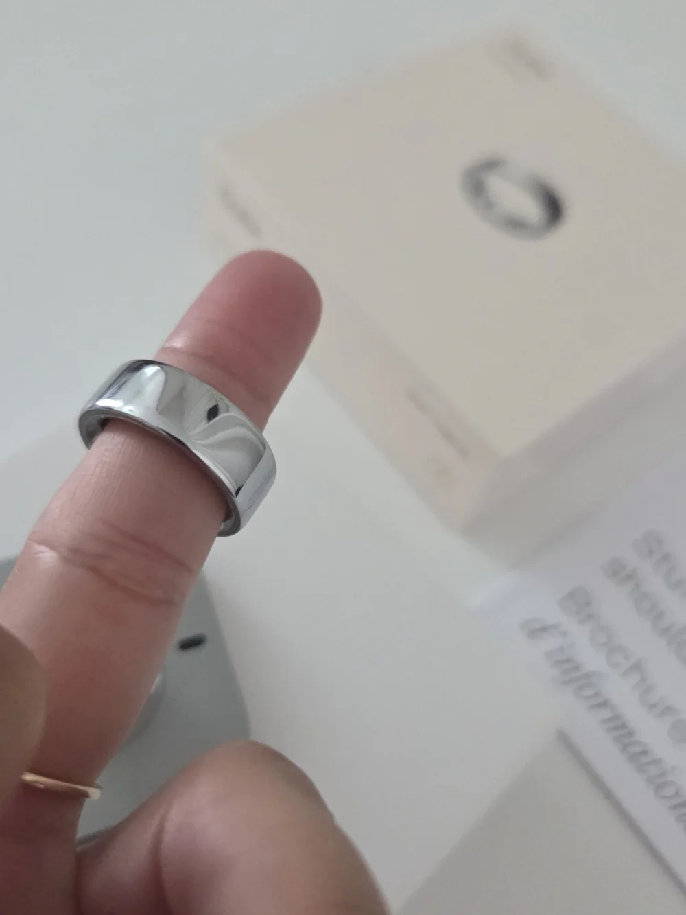 Oura Ring Generation 4 SILVER size 7